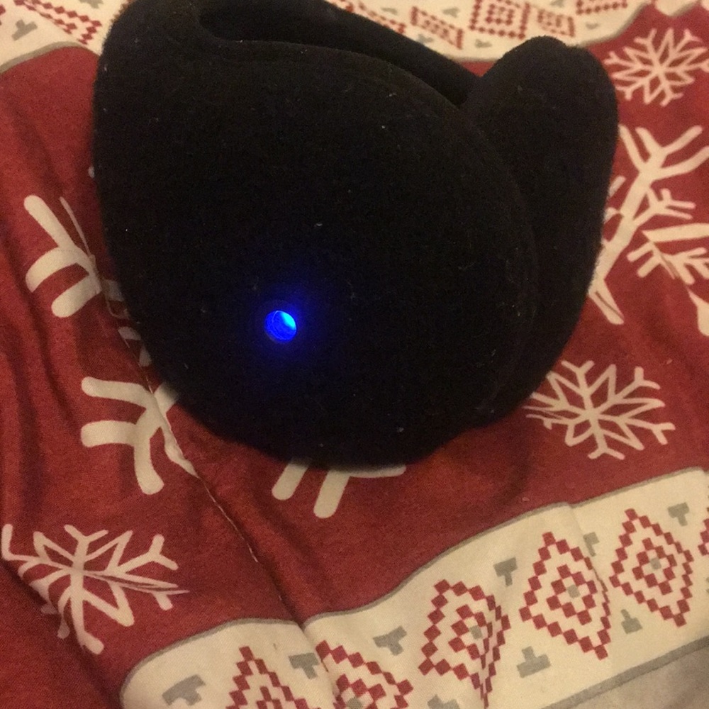 Uggs Bluetooth earmuffs